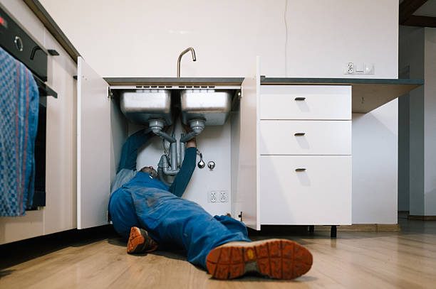Professional Leak Detection technician working in Cawood, KY